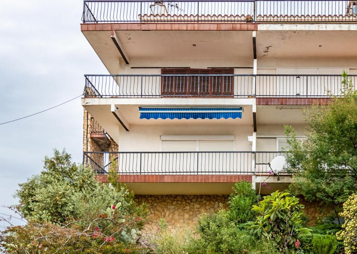 Carboneras 45 Con Terraza